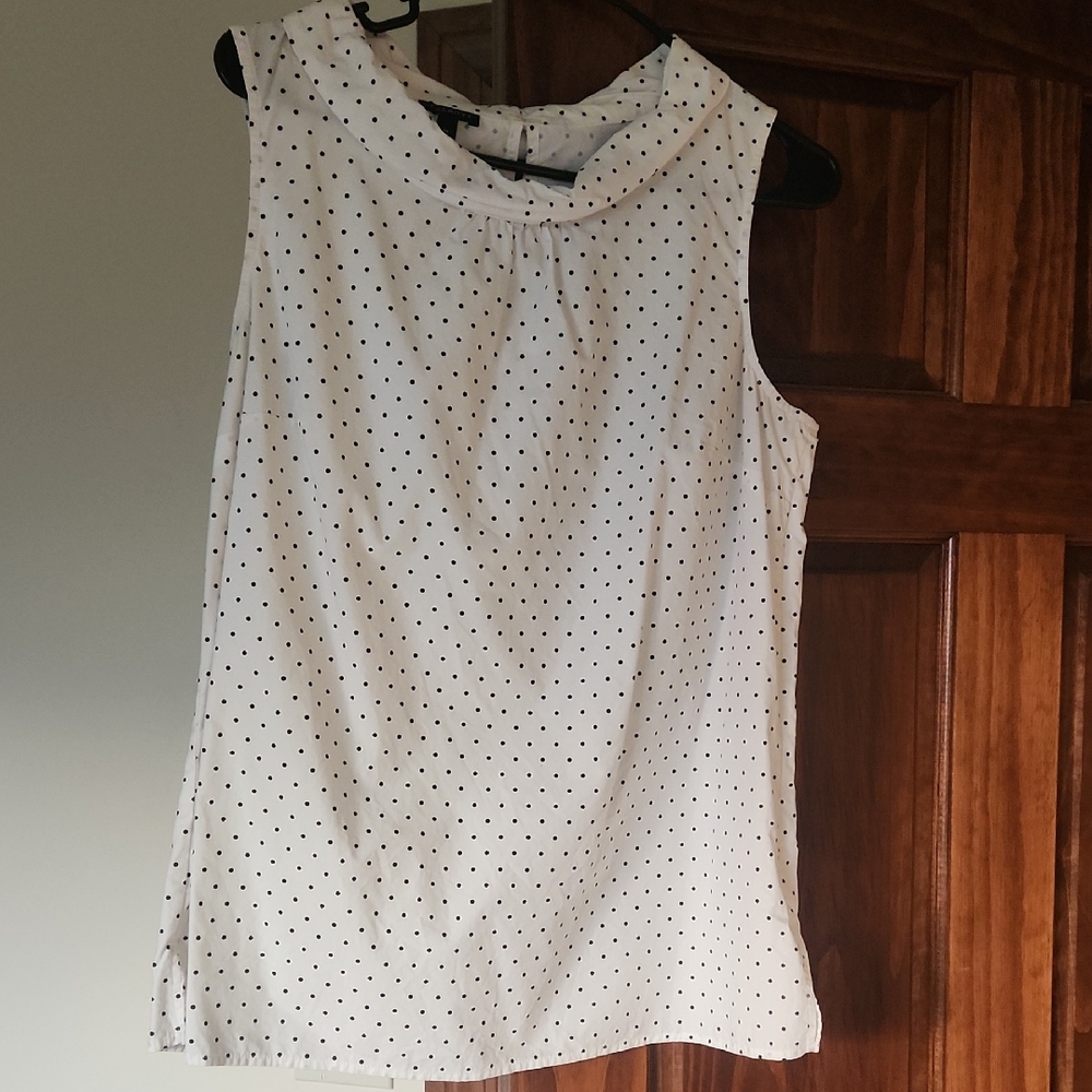 Talbots White Sleeveless Blouse with Peter Pan Collar